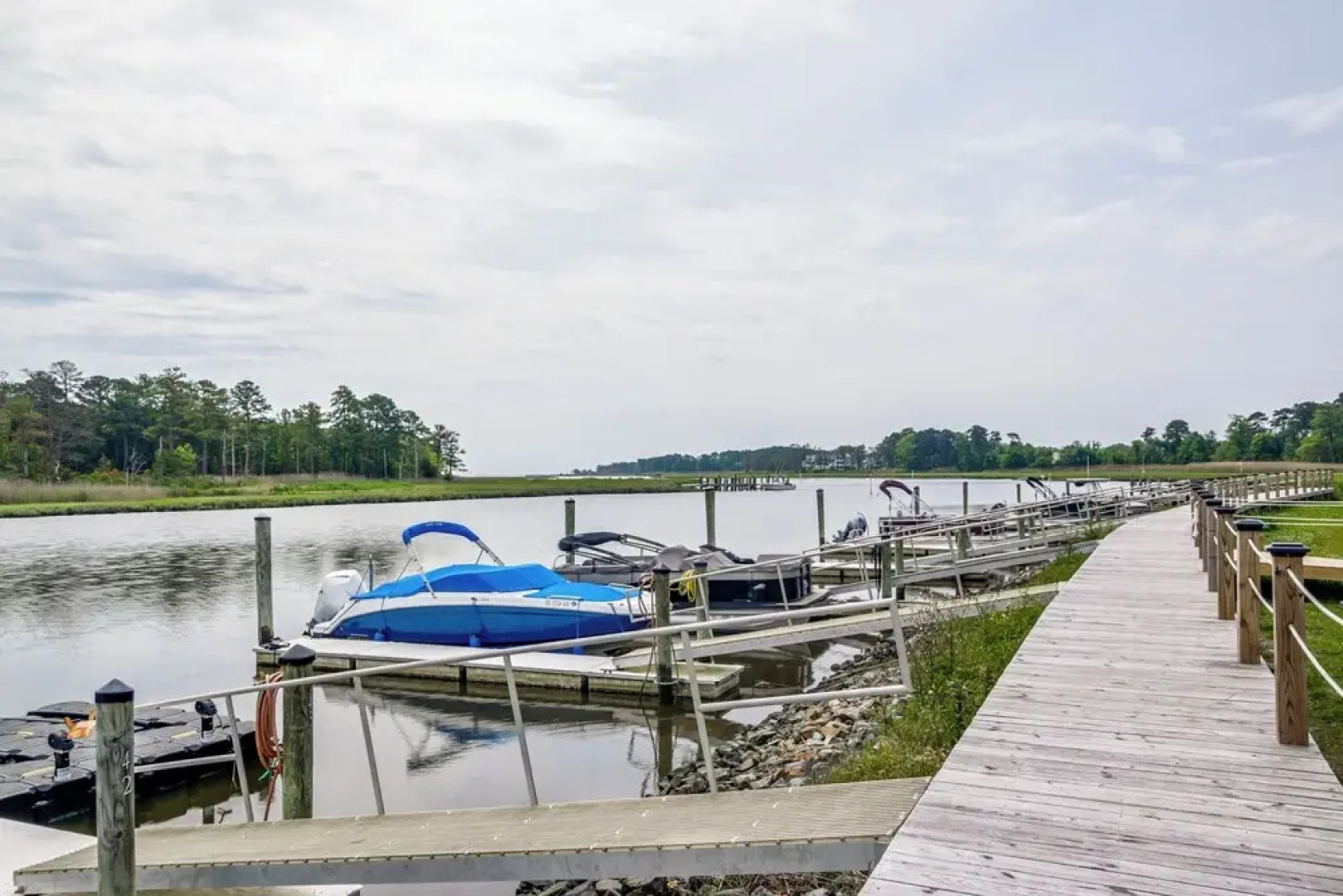Bayfront Condo w/ Pool Access, Near Rehoboth Beach
