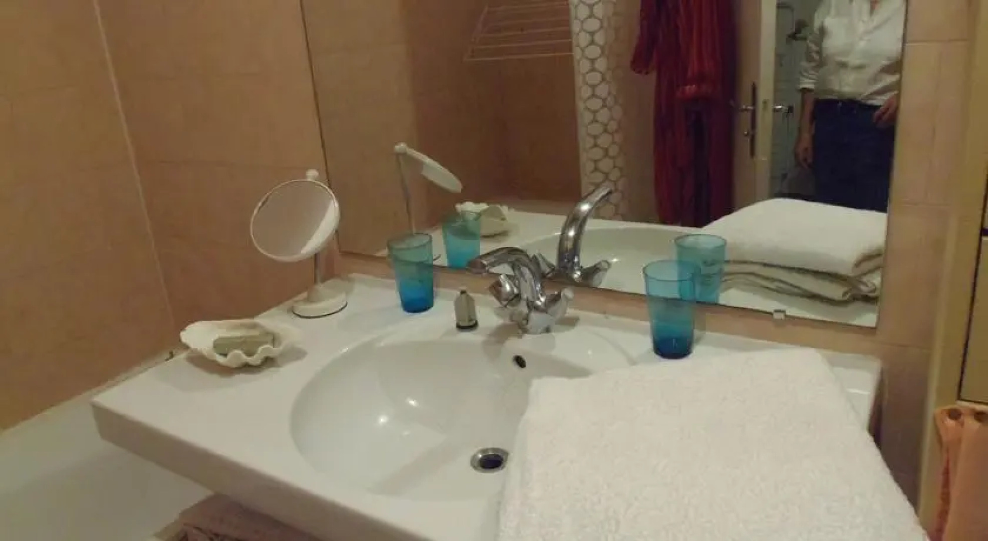 Bed and Breakfast Levallois 2