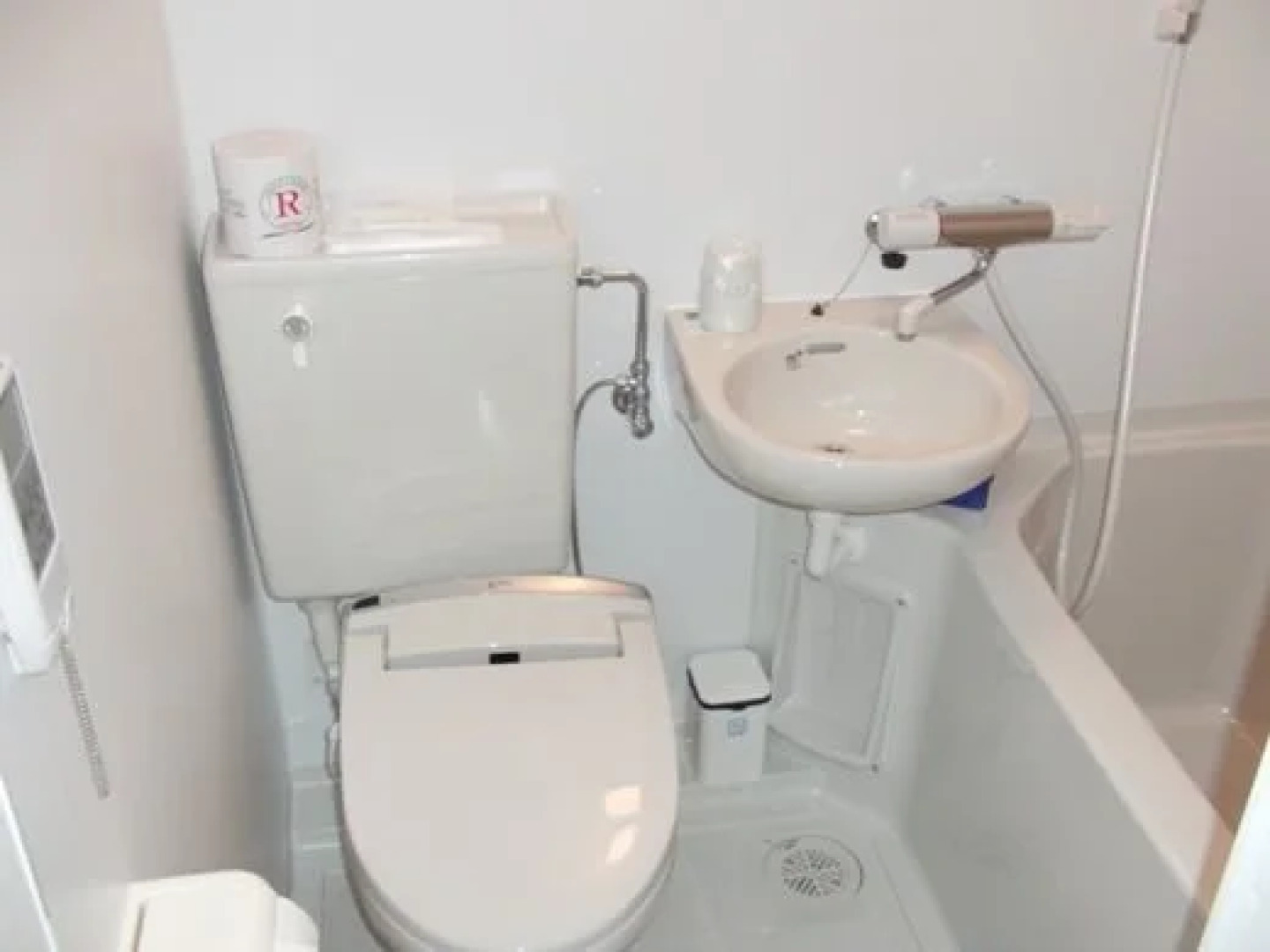 B and C Hotel   (Capsule Hotel Amakusa)