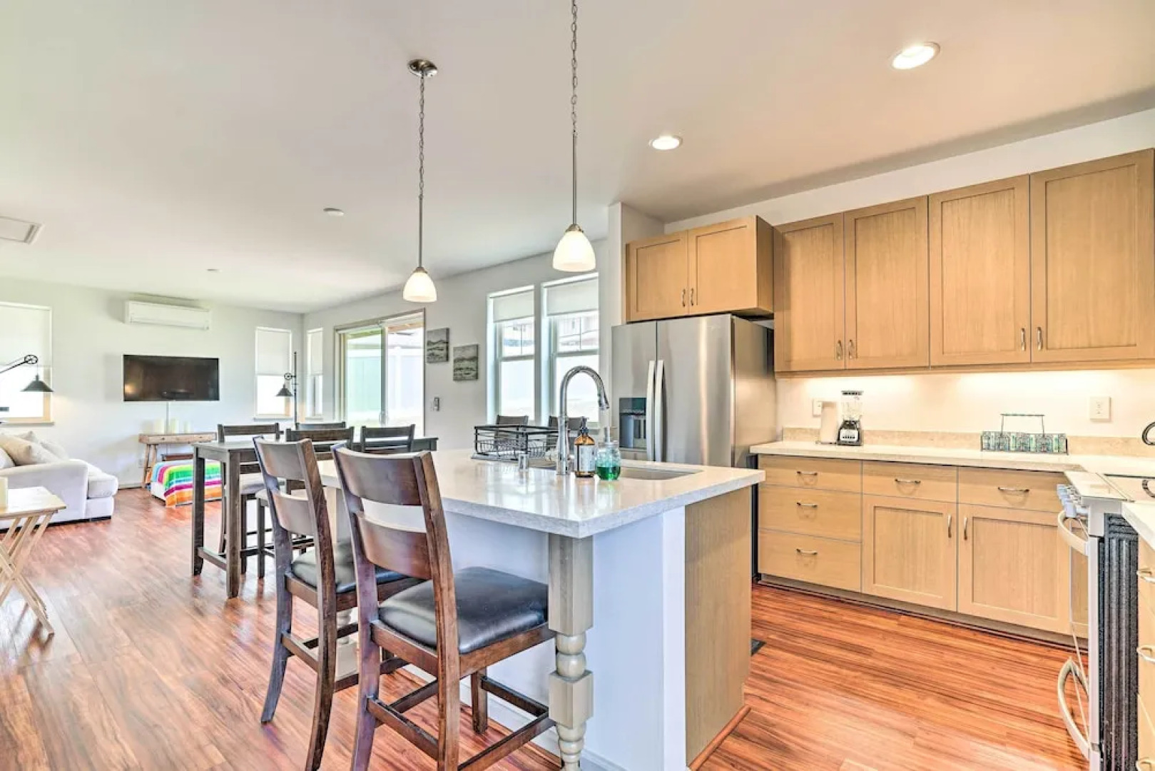 Modern Waianae Home w/ Mountain & Valley View