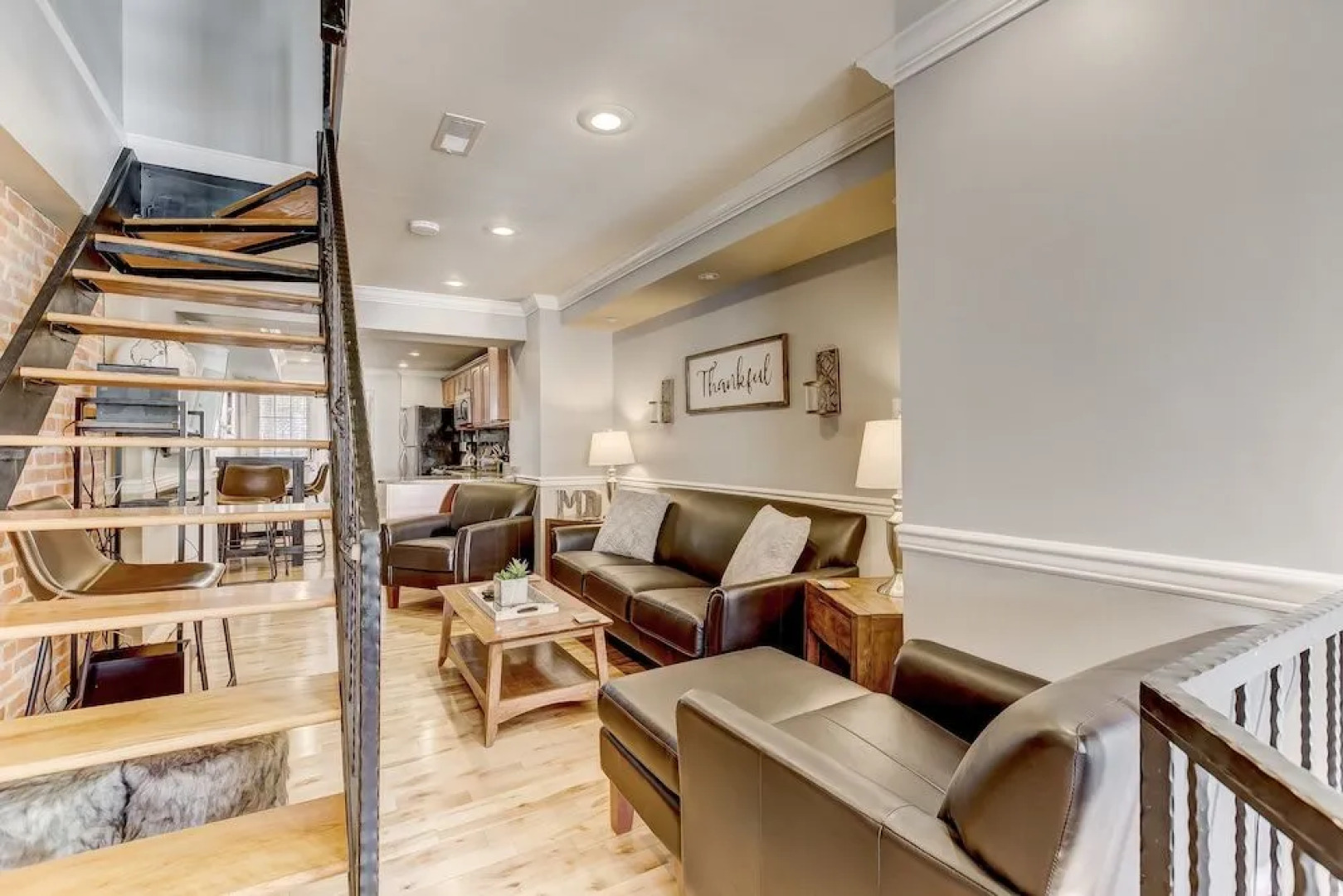 Upscale Home W/rooftopdeck&parking Near Stadiums