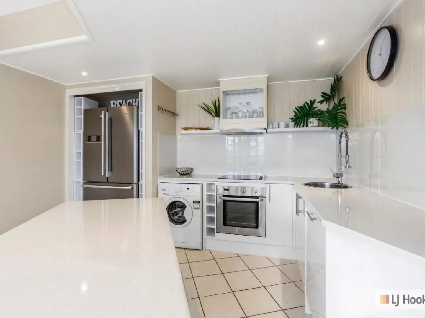 Resort On The Beach 1219/20