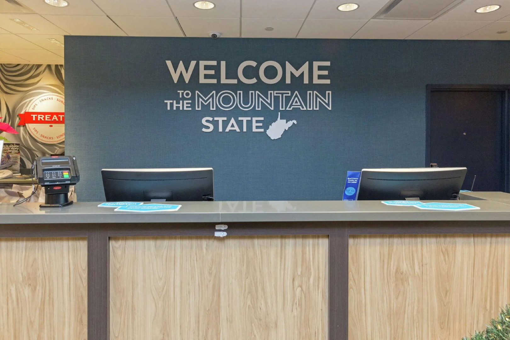 Hampton Inn & Suites Morgantown / University Town Centre