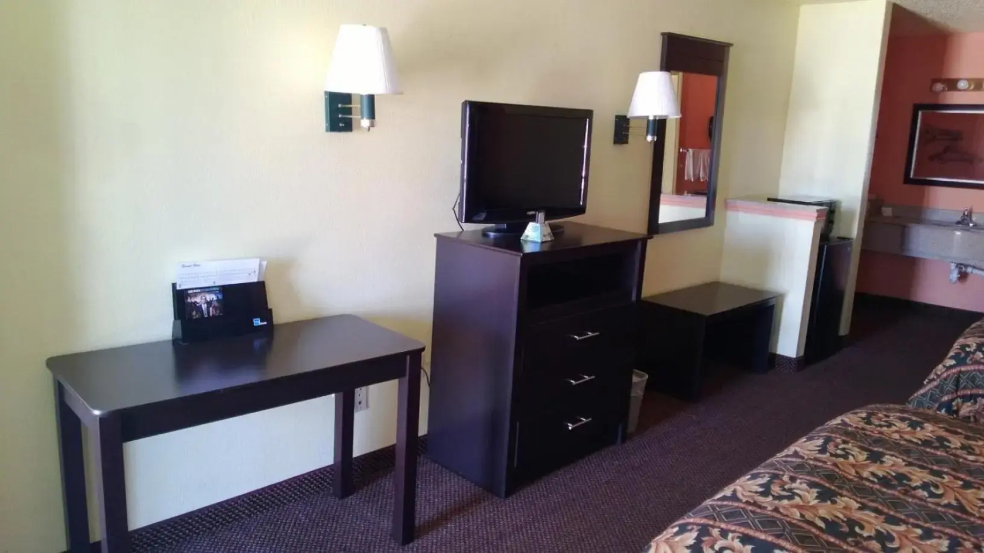 Premier Inn Palestine