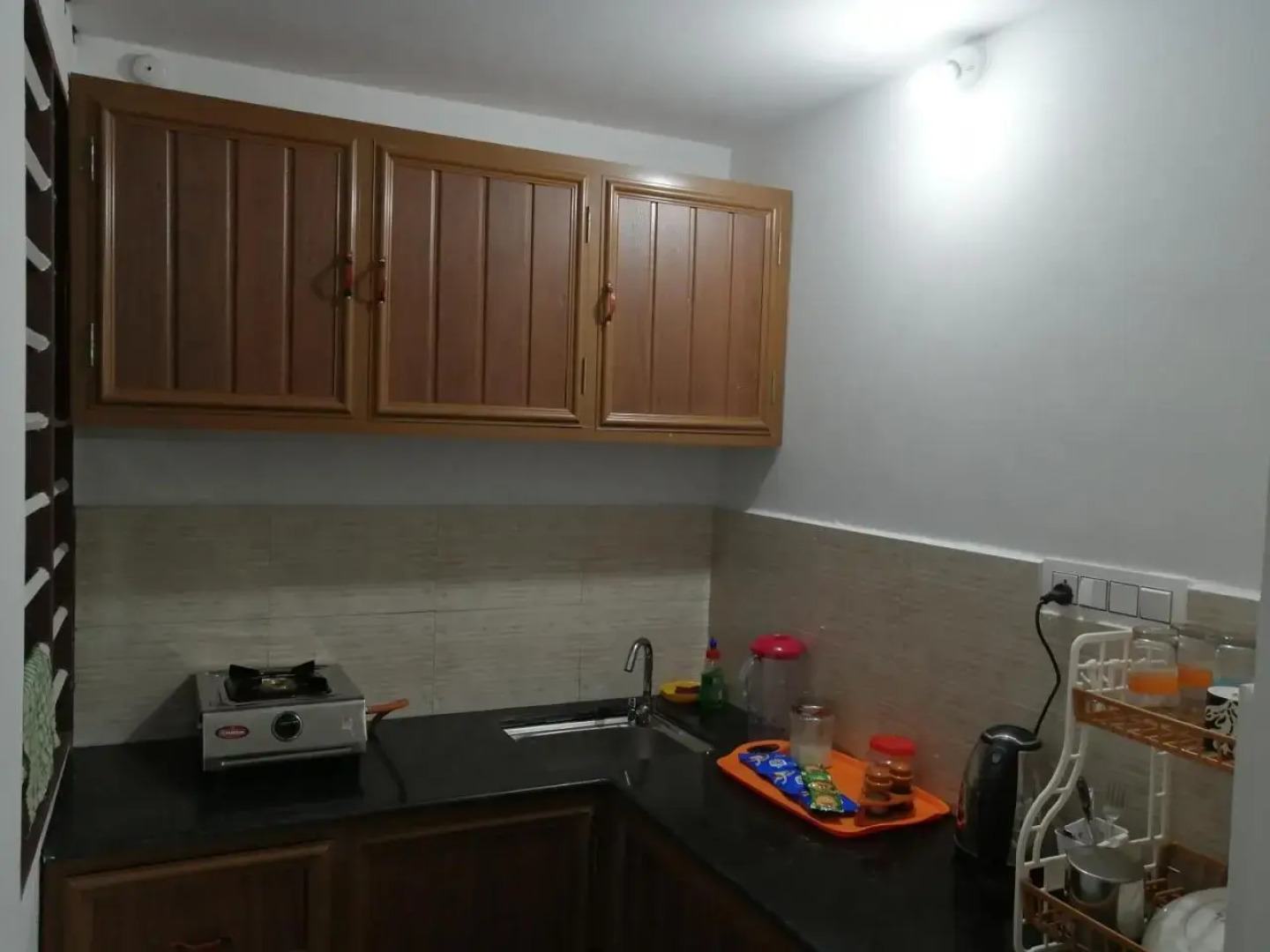 B&B Apartments by OYO Rooms