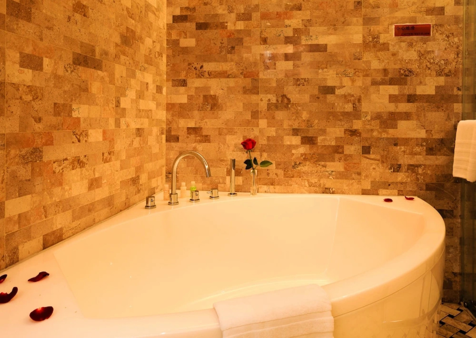 Vilu Reef International Hotel