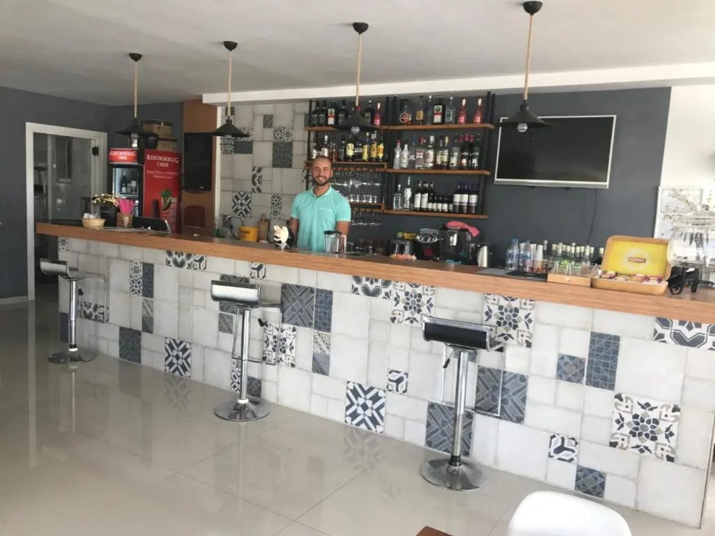 Apartamenty na beregu morja v Tsezar' Bich 3-3