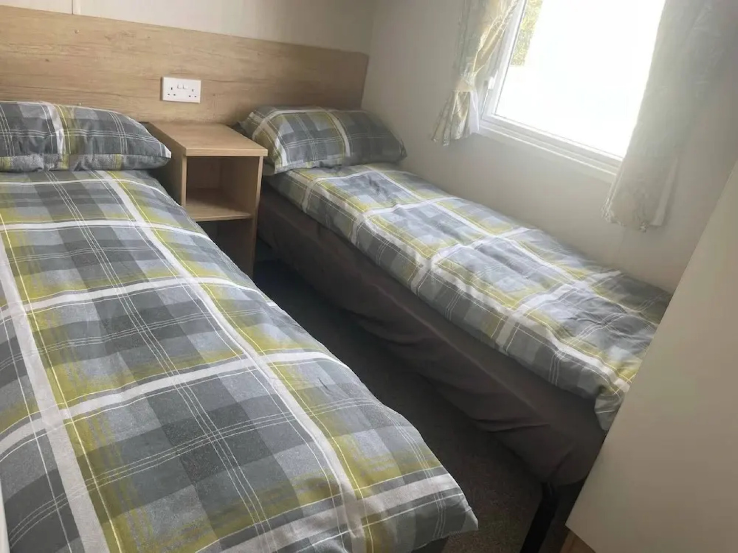 2 Bed-sleeps 6-patio-parking-pet Friendly