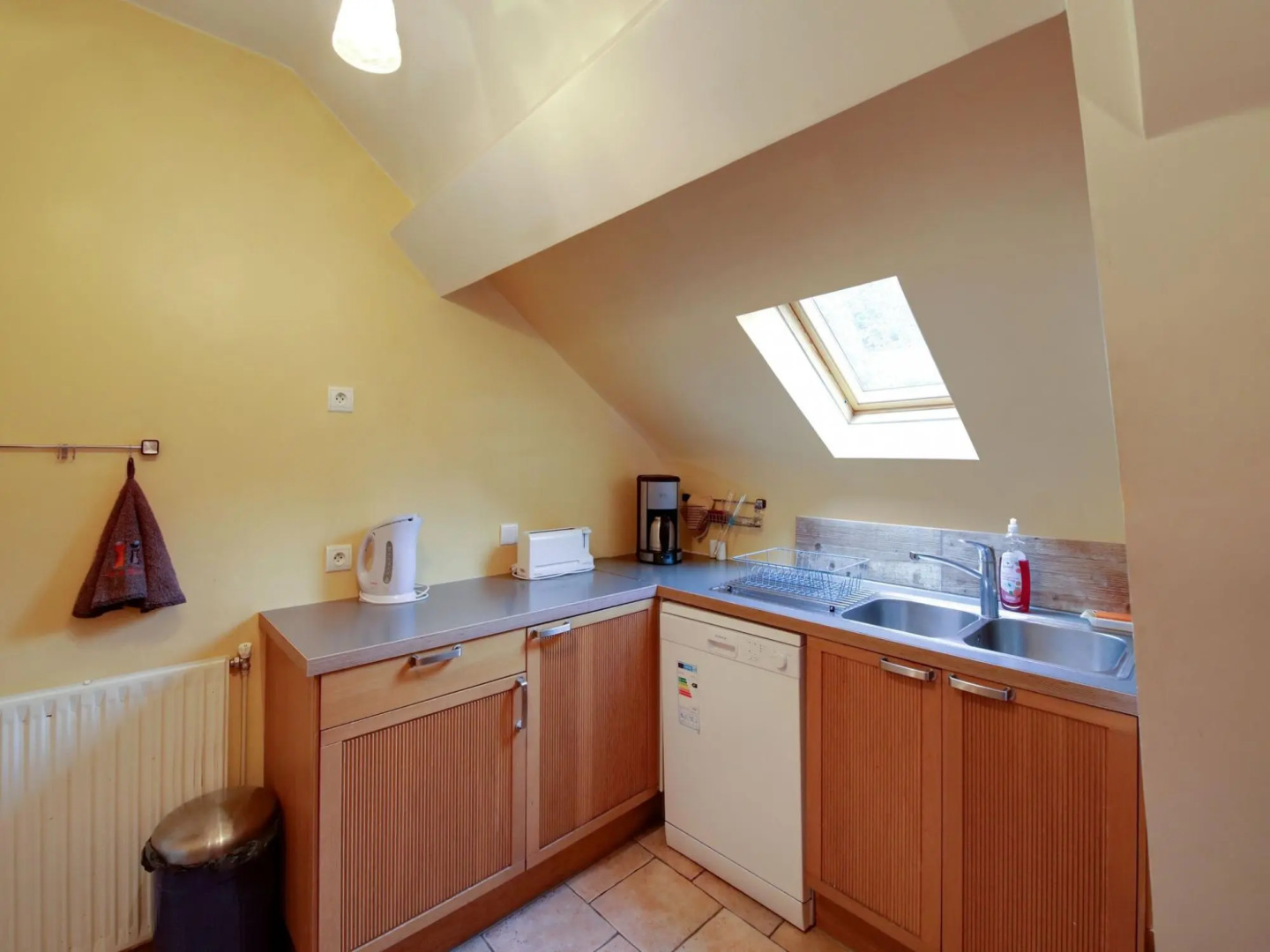 Charming Holiday Home in Raizeux Near Forest