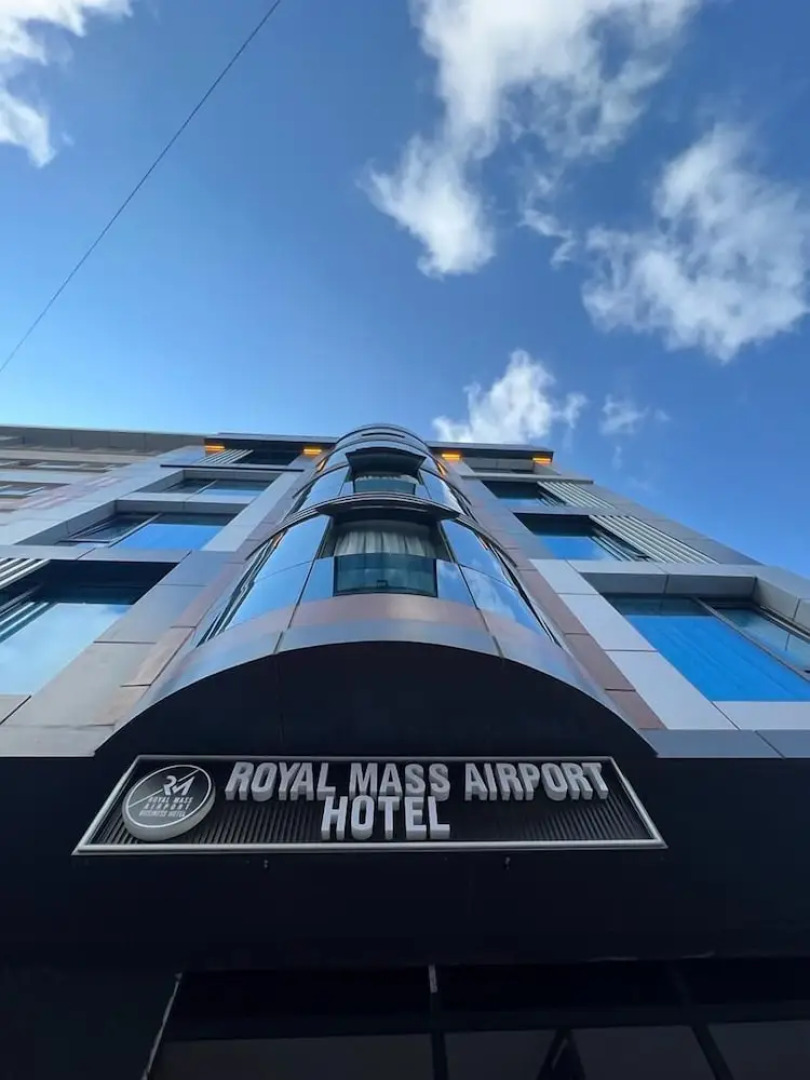Royal Mass Airport Business Hotel
