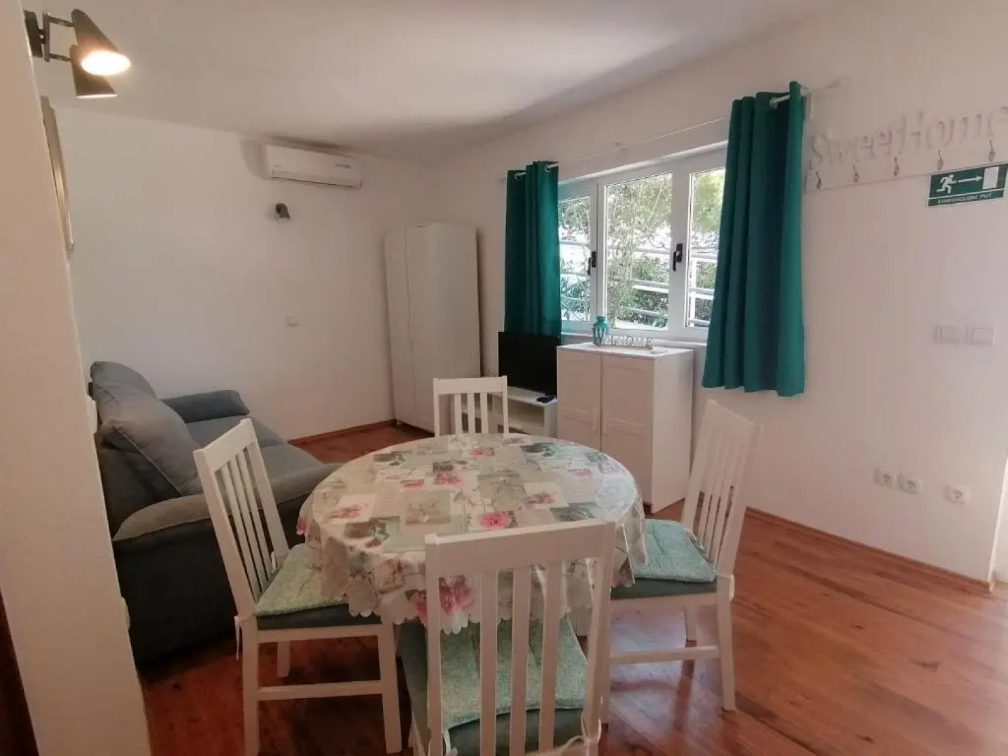 Apartmani Mares - 20 m from the beach