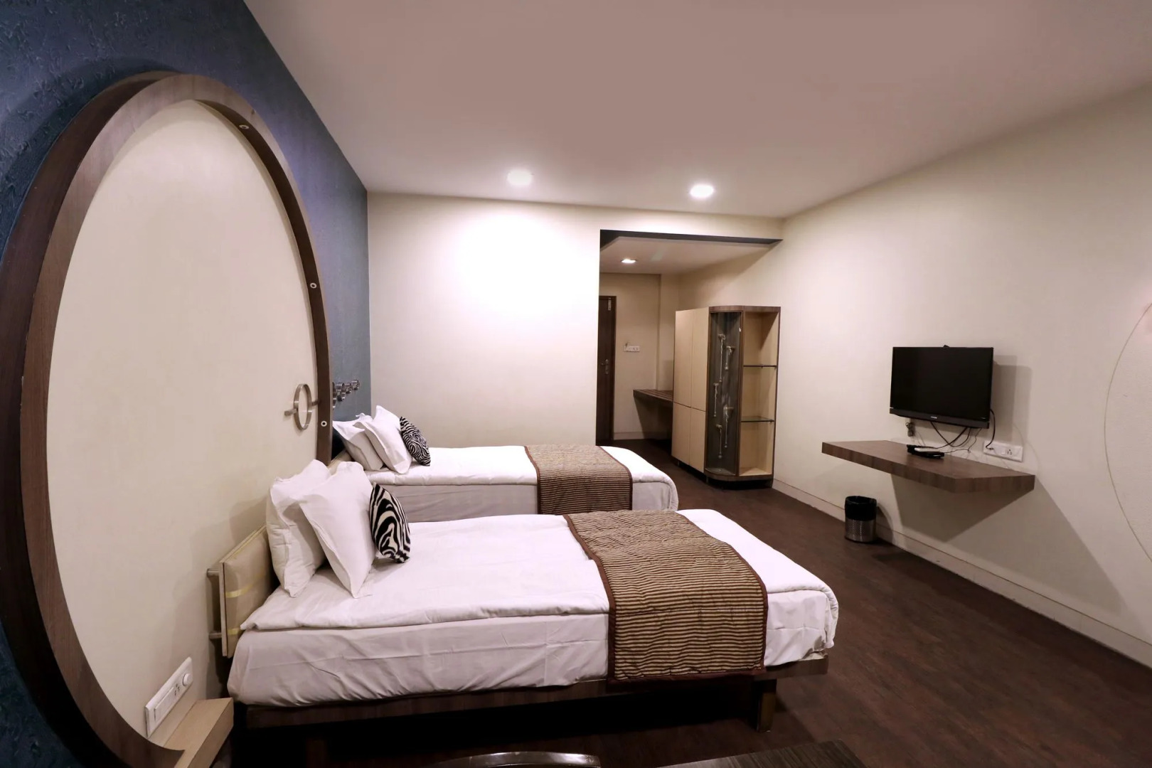 Отель Aurangabad Gymkhana Club