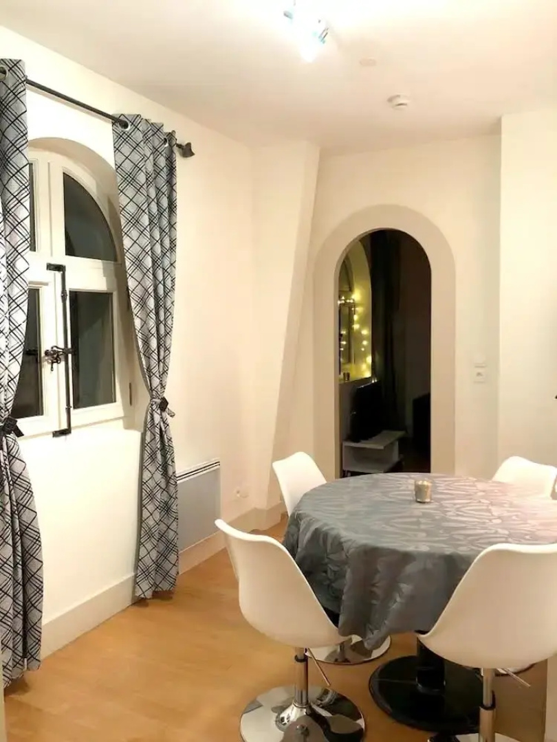 Apartment With 2 Bedrooms in Aix-les-bains - 2 km From the Beach