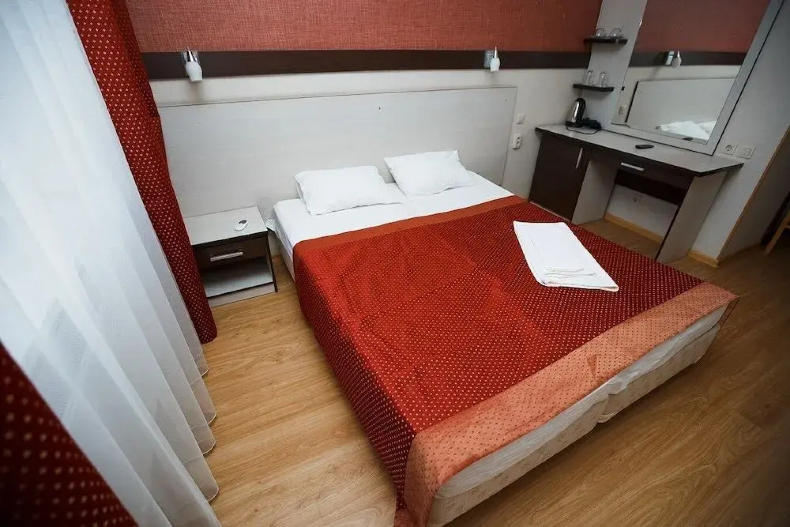 Отель «Фамилия»