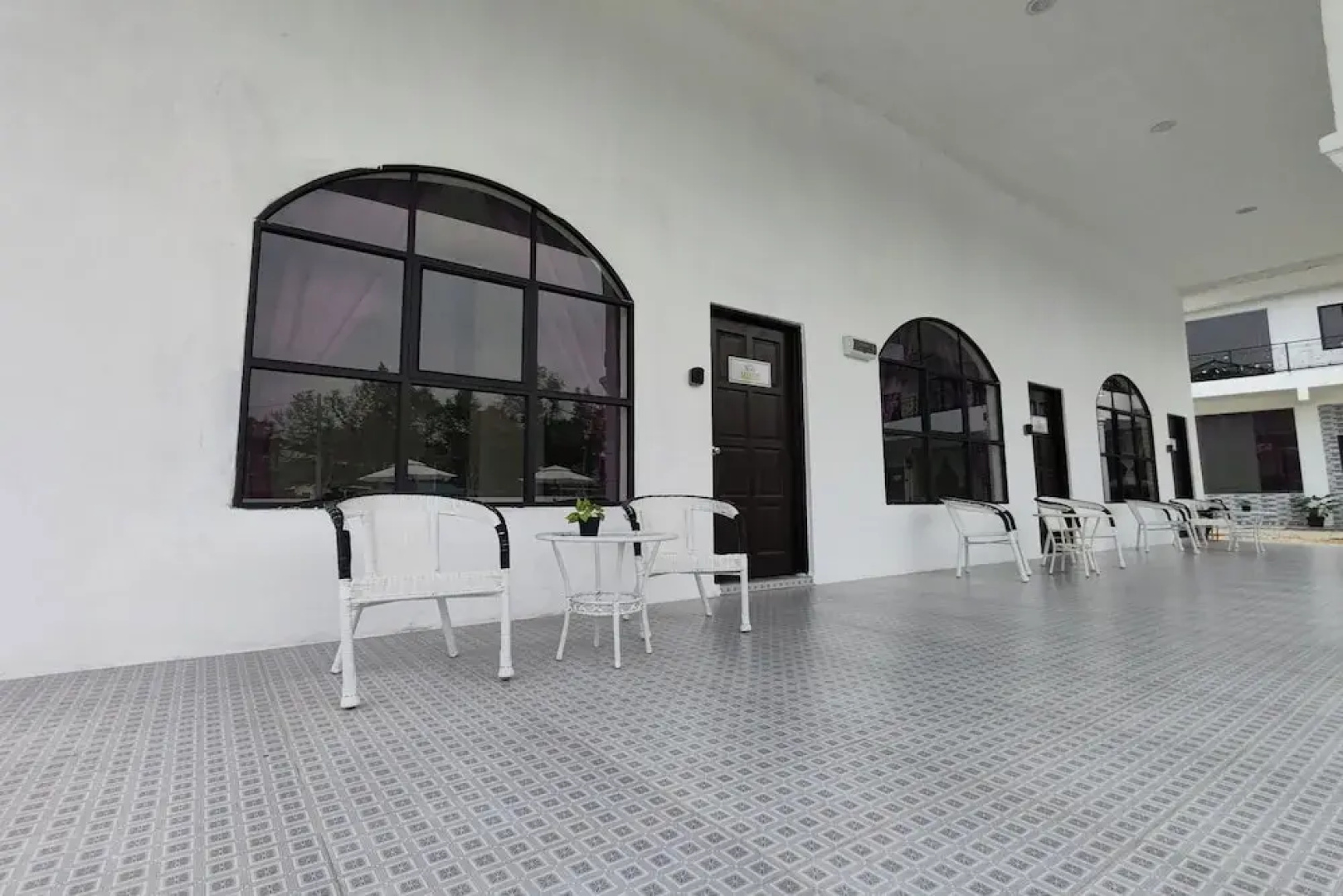 Grand Aeden Villa