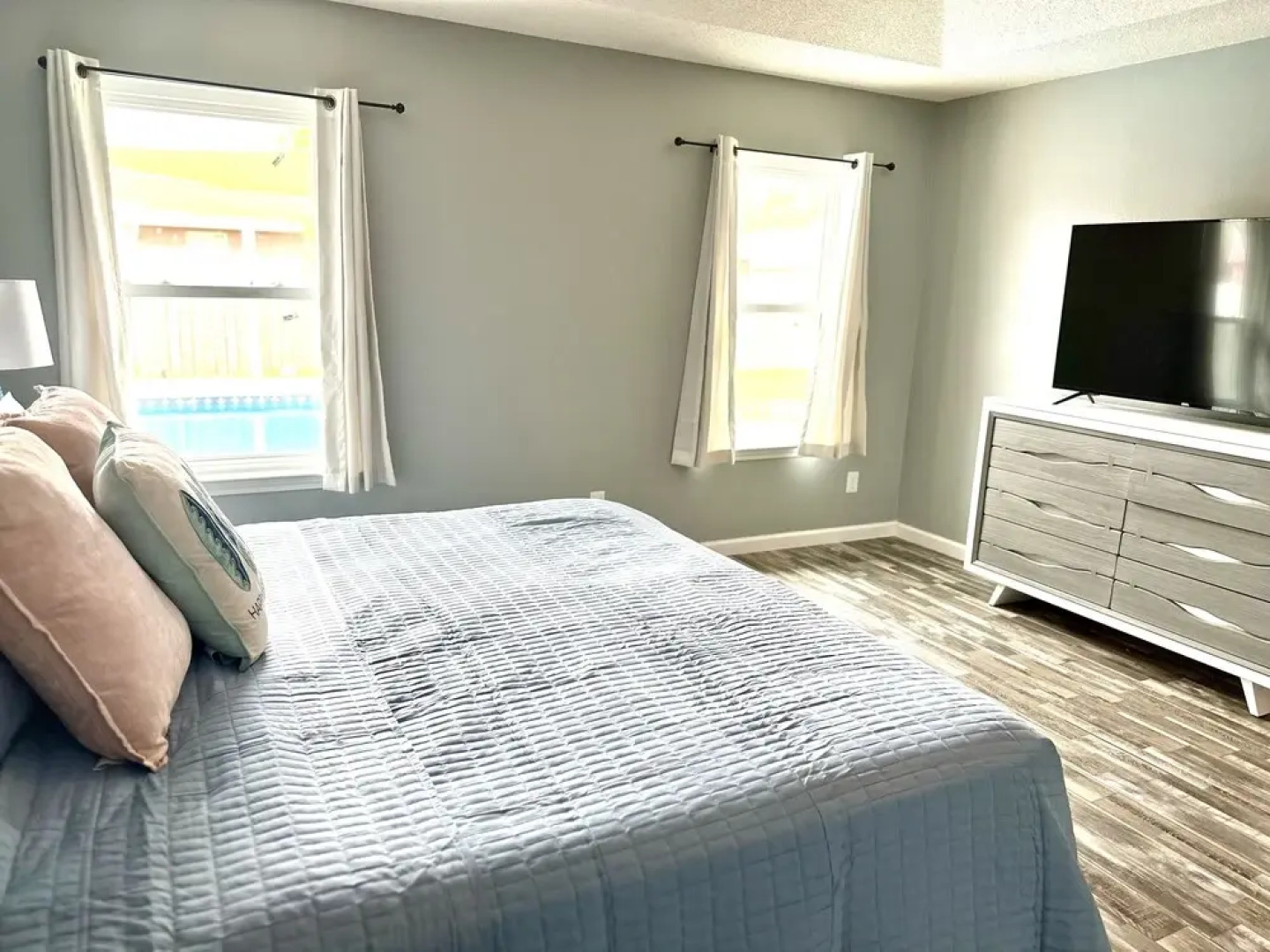 Backyard Breeze 3 Bedroom Home by RedAwning