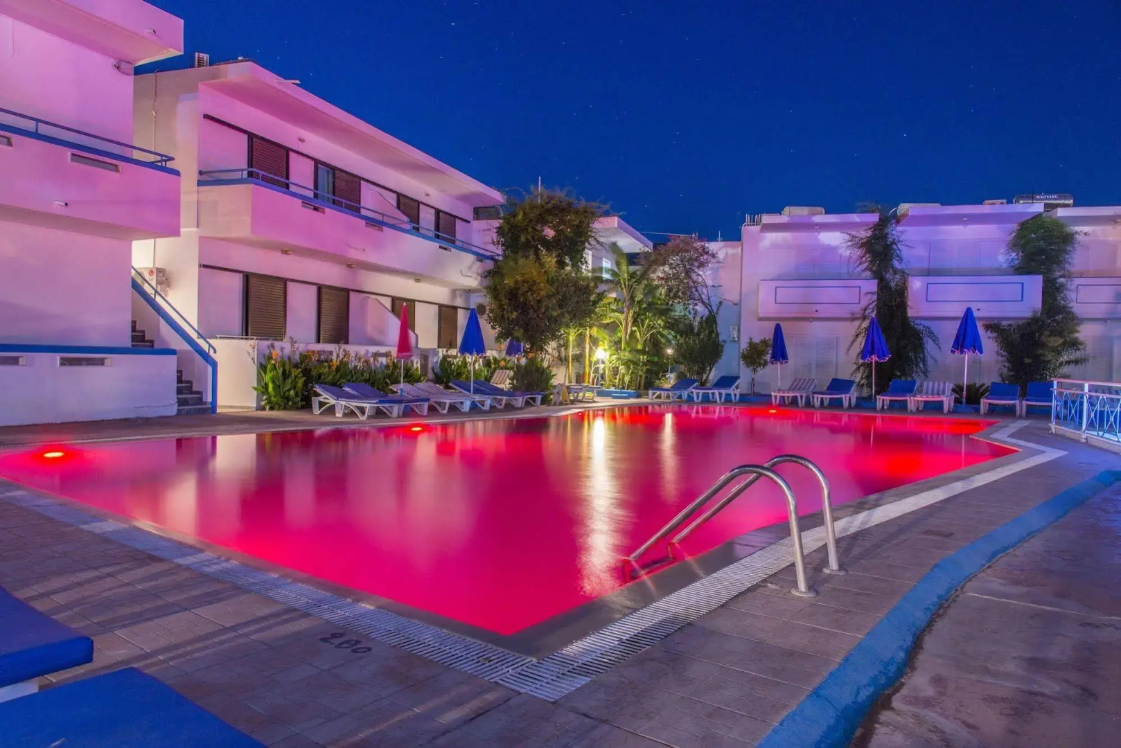 Yiannis Apartments