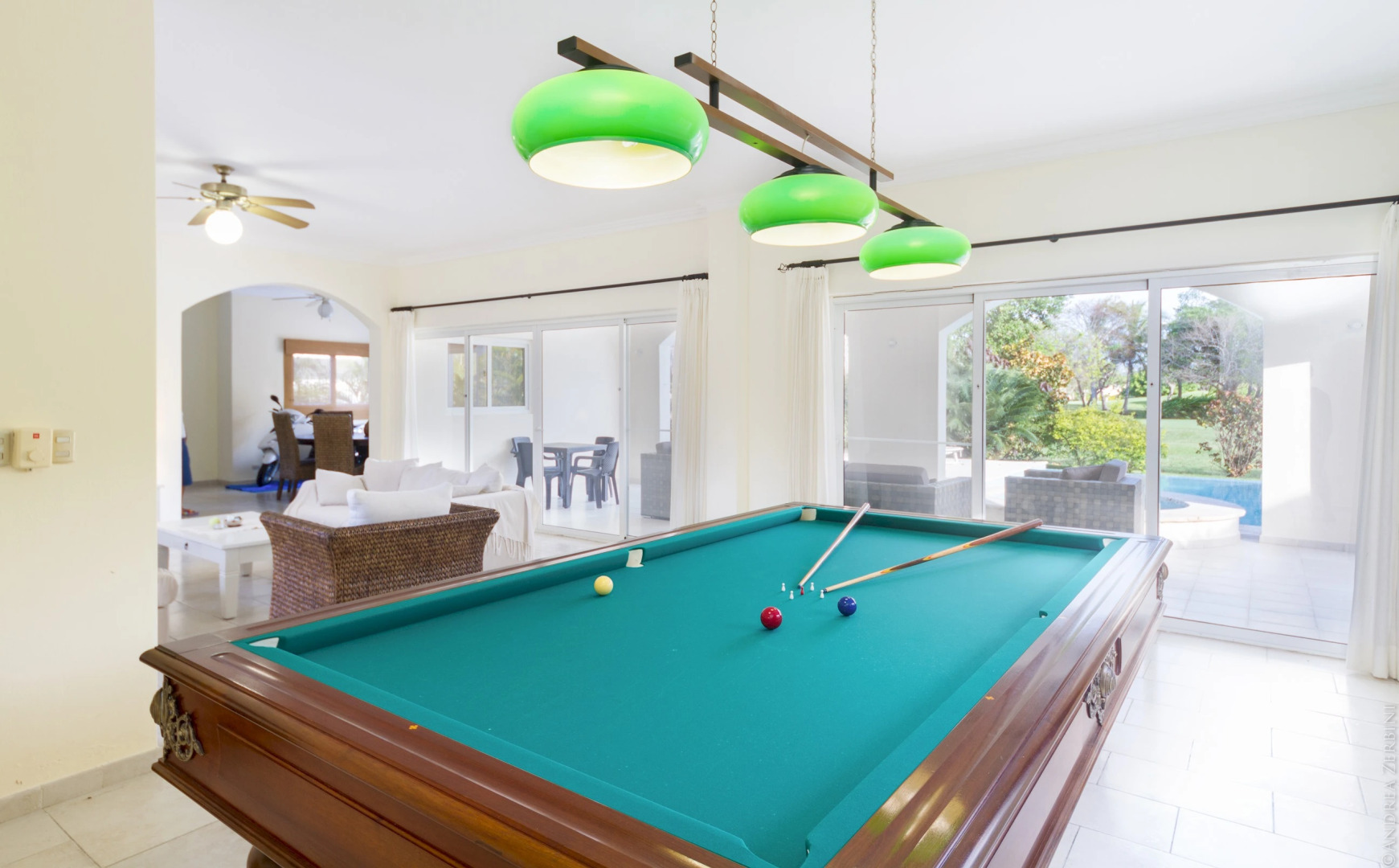 Villa in Bavaro for rent (Cocotal Golf & Country Club) – pool, billiards, maid