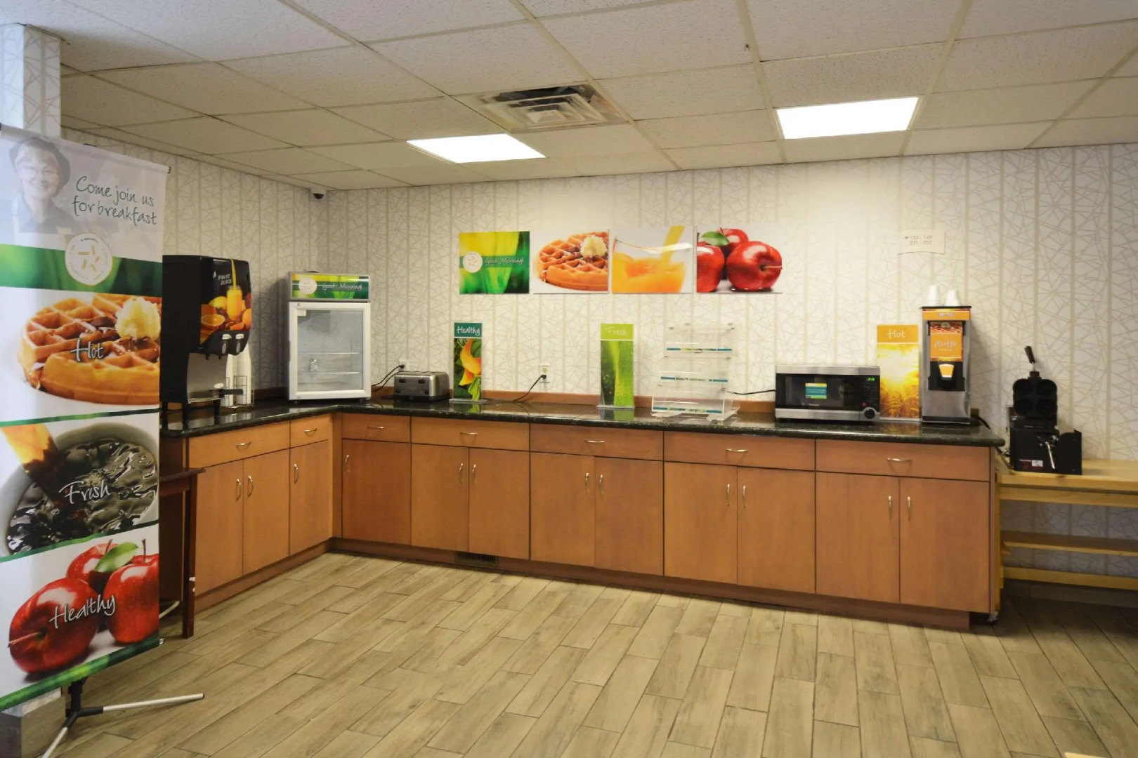 Quality Inn Alexis Rd