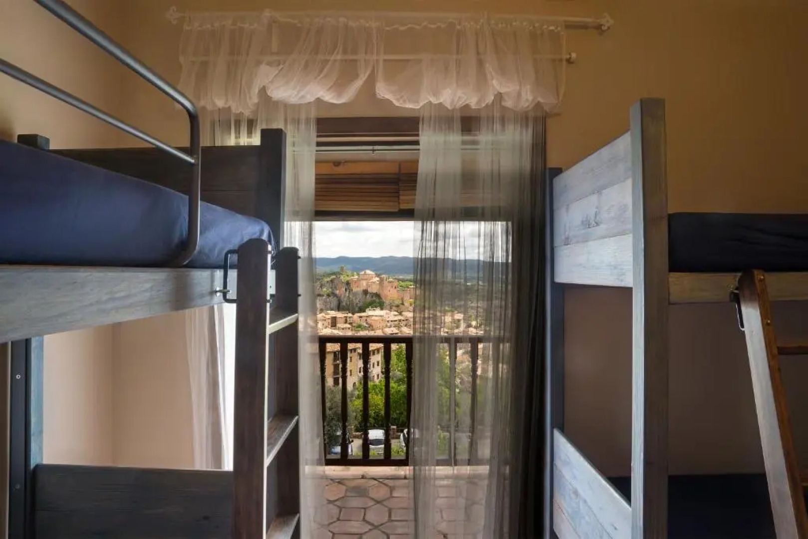 Albergue Rural de Guara