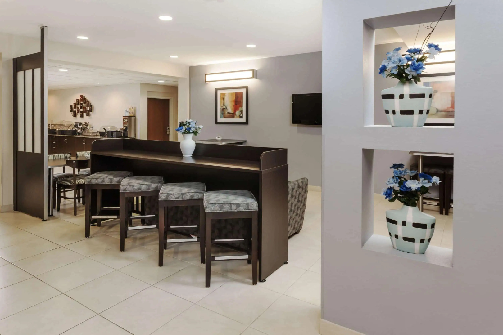 Microtel Inn & Suites by Wyndham Elkhart