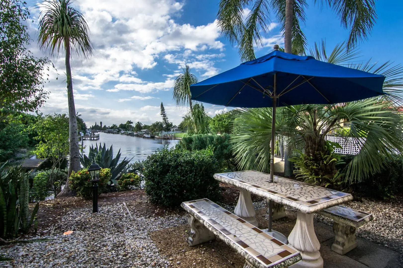 OYO Waterfront Hotel - Cape Coral/Fort Myers, FL
