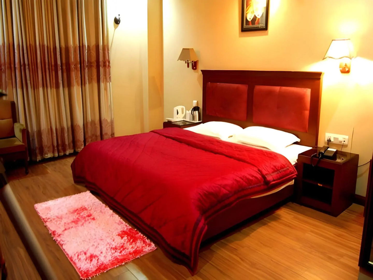 Hotel Diplomat Residency