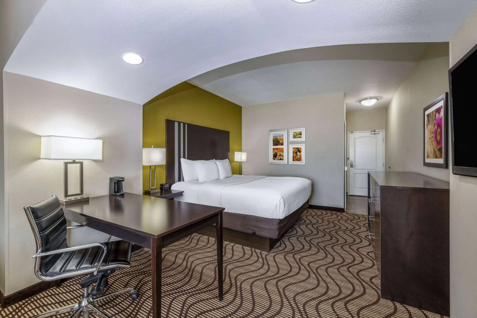 La Quinta Inn & Suites by Wyndham Artesia