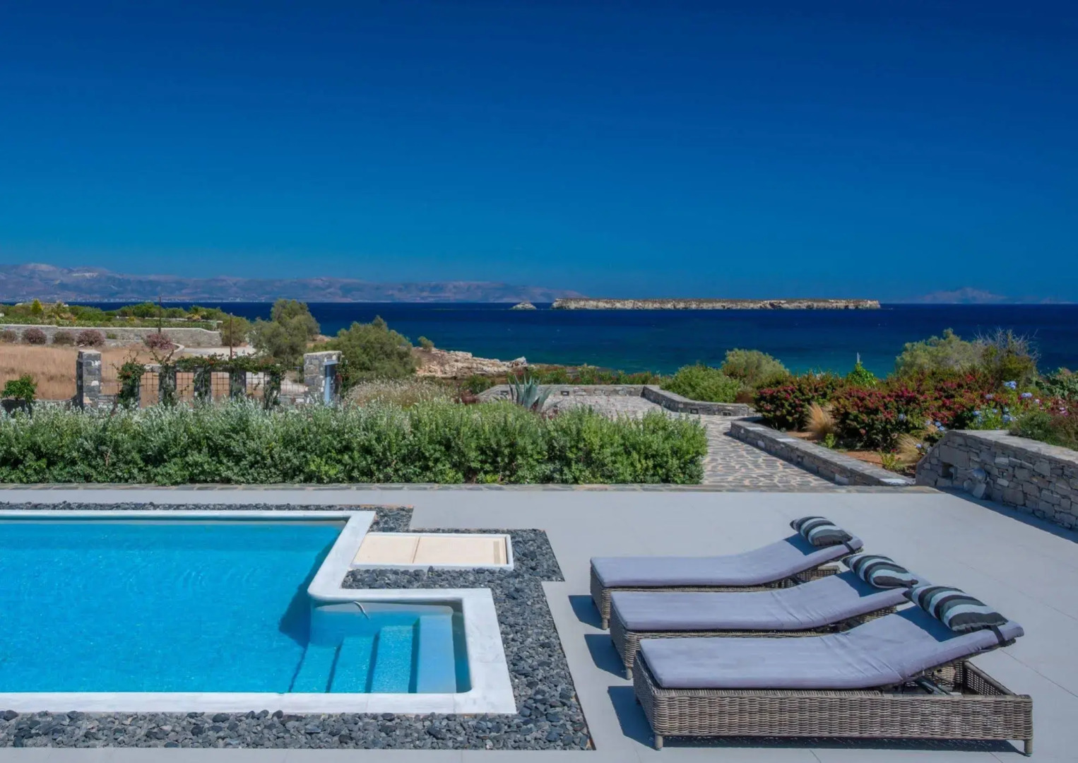 Aelia Paros Villas