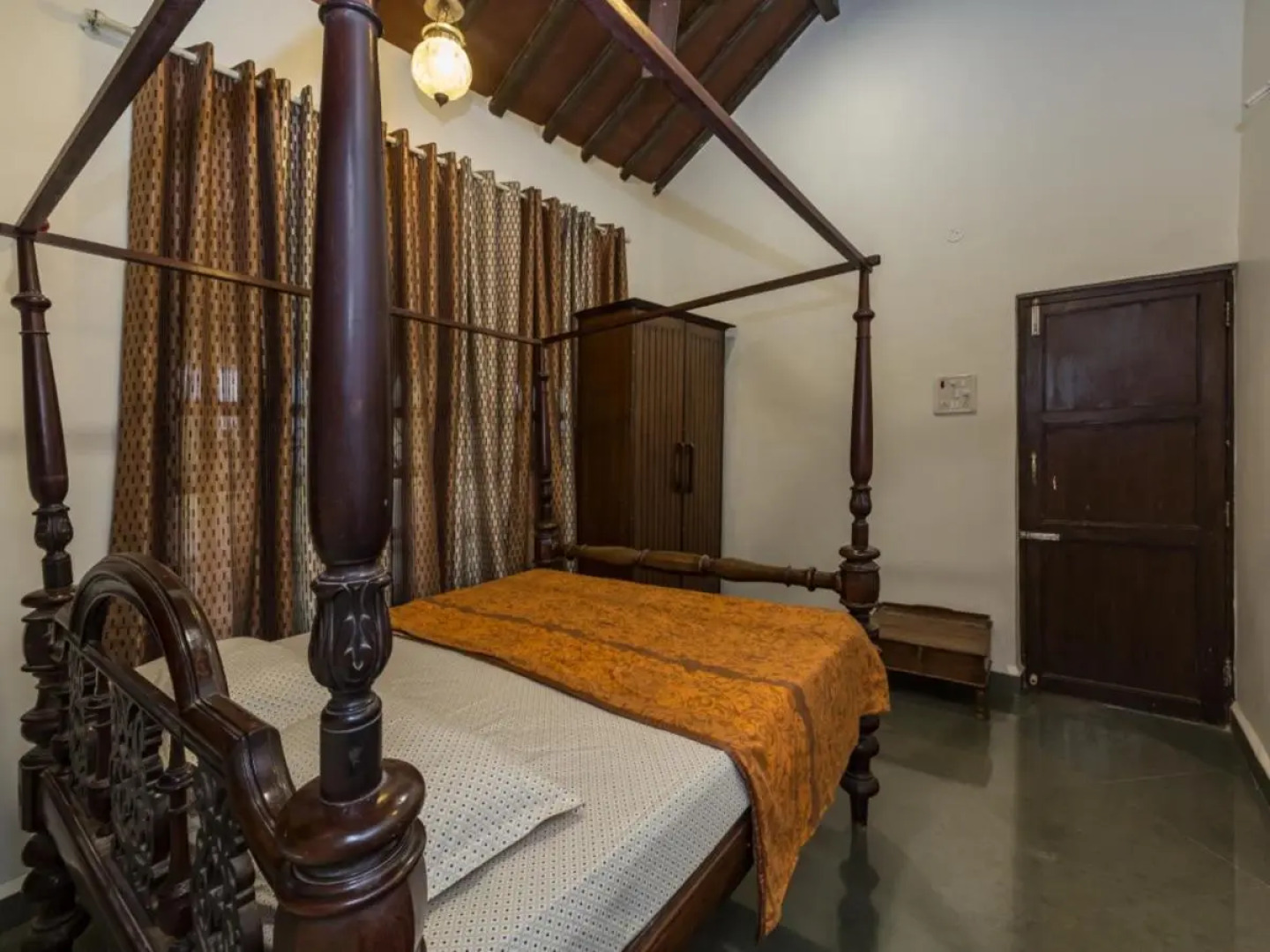 SaffronStays Salt Rim on the Beach