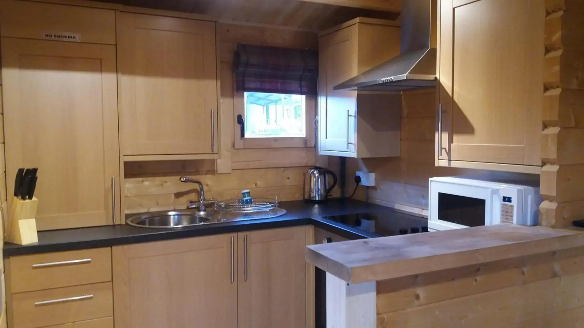 Lochinvar Log Cabin