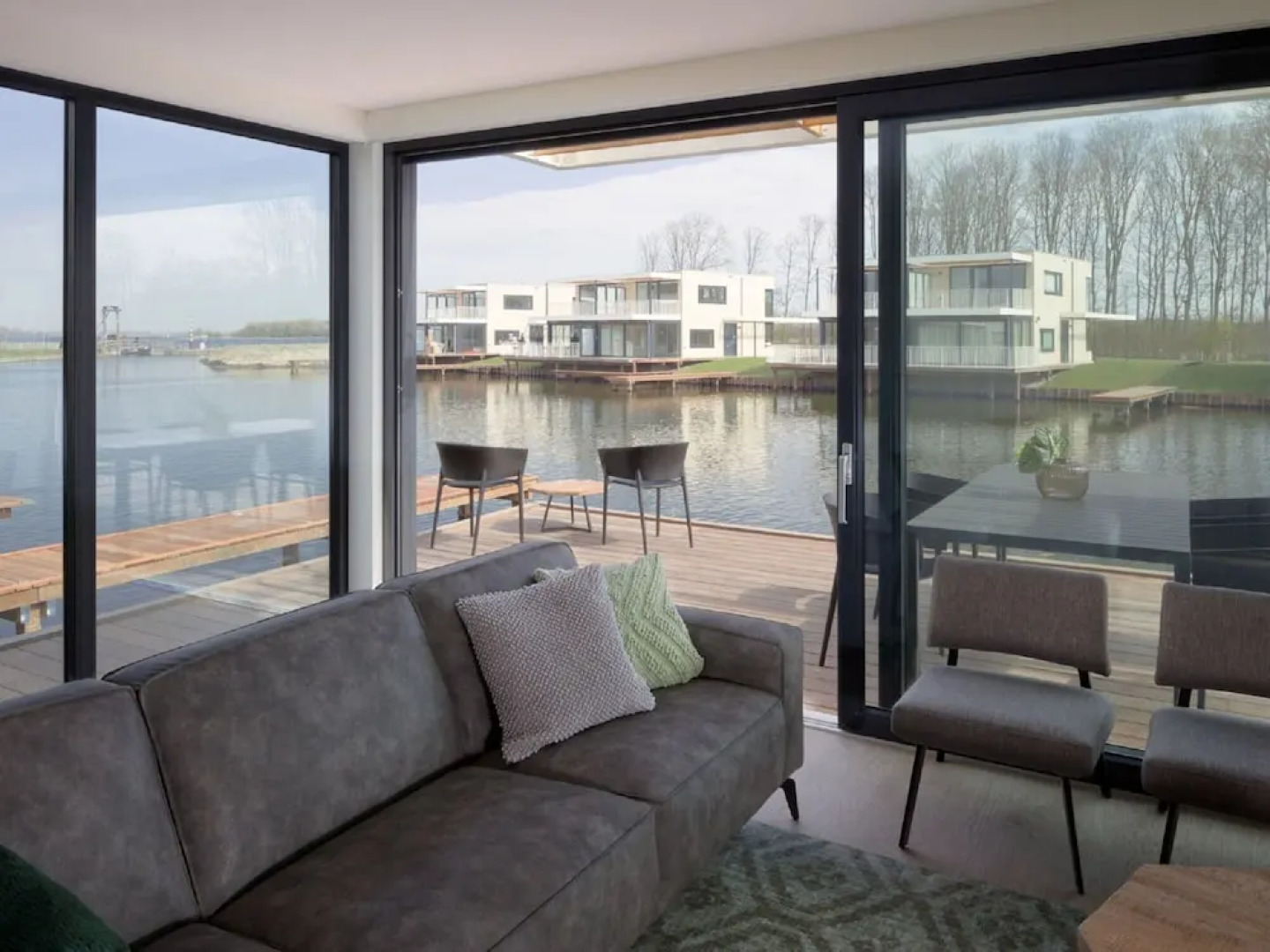 Luxury Villa With Jetty, at the Veerse Meer
