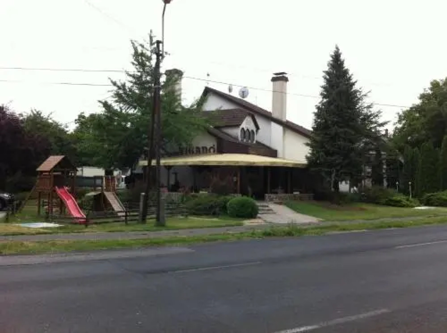 Vígadó Apartmanház