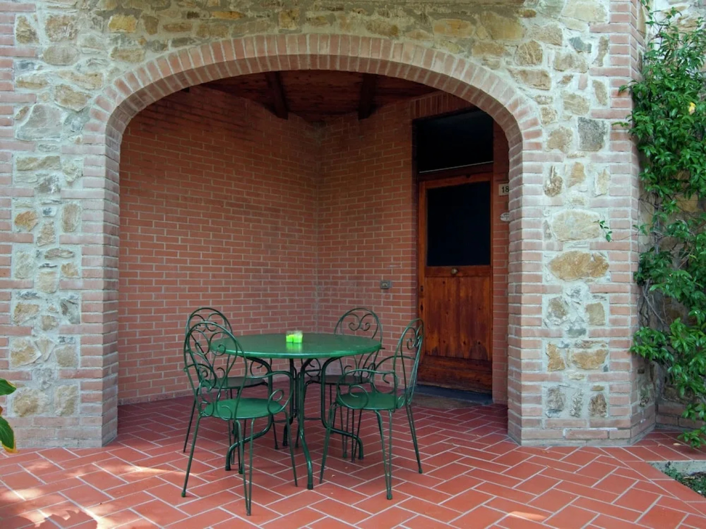 Belvilla by OYO Holiday Home in Pacaino With Pool