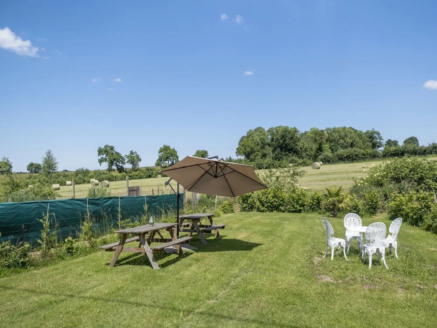 Cosy Holiday Home With Garden