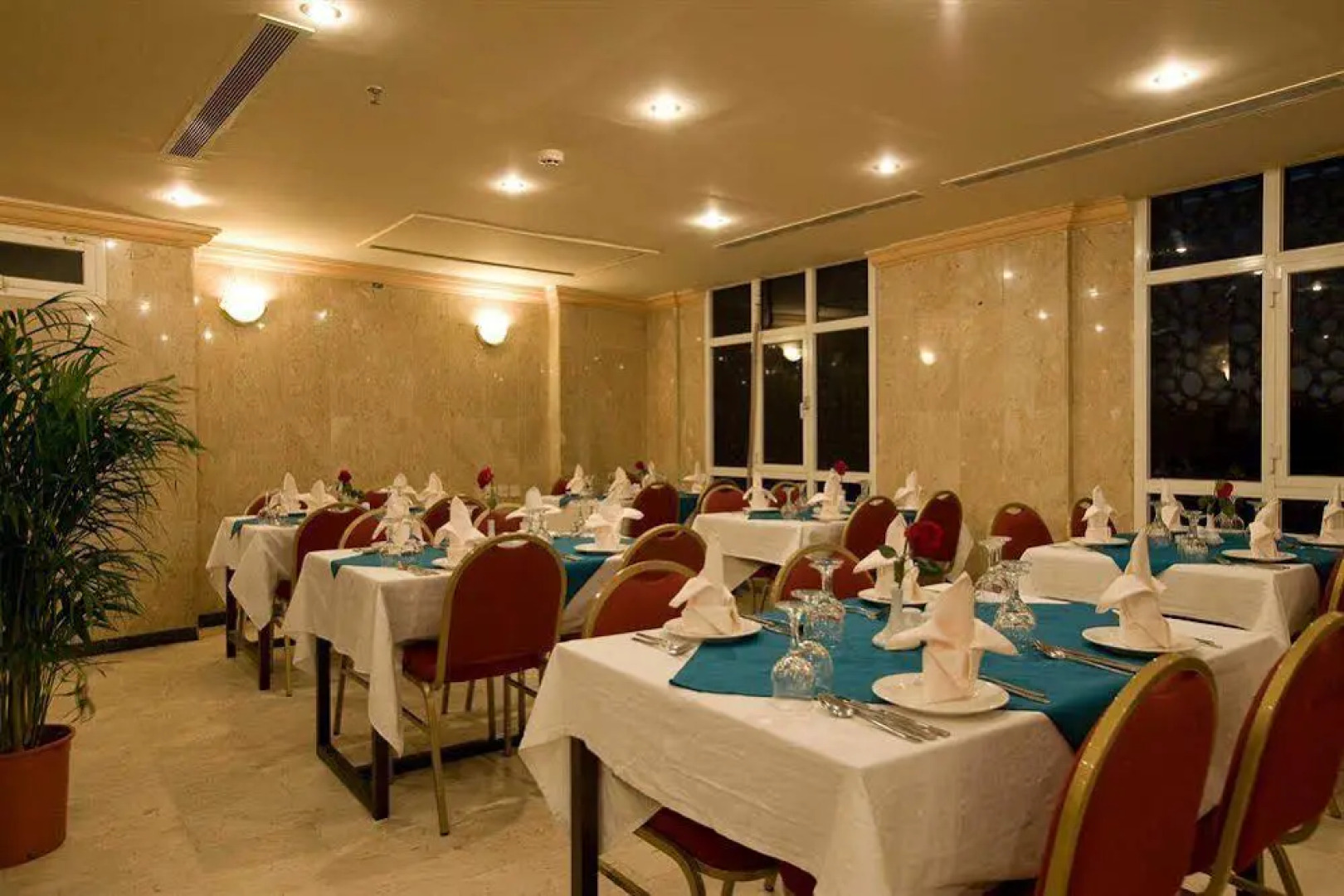 Haneen Al Firdous Hotel