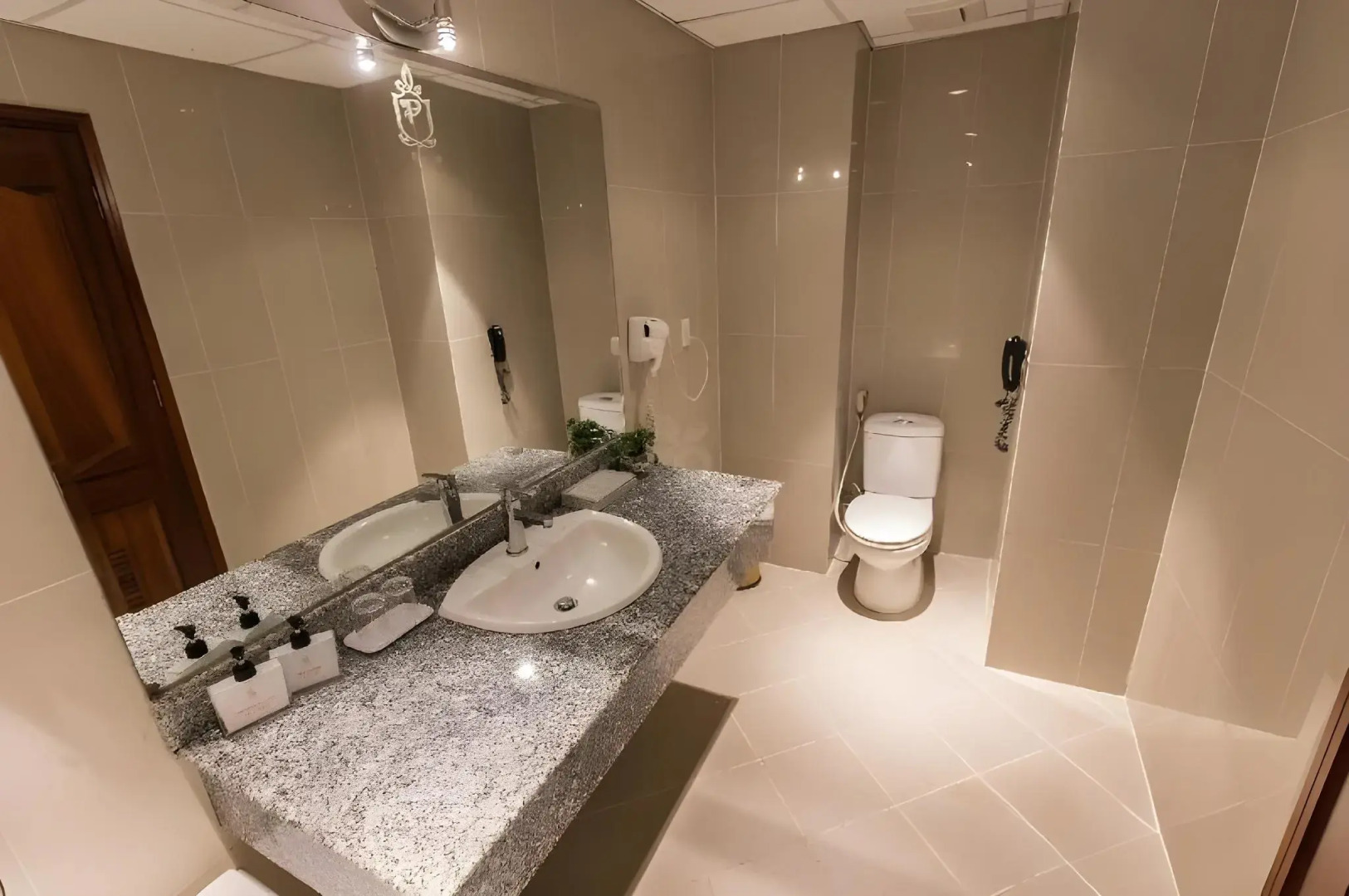 Sky Gem Hotel - Ben Thanh