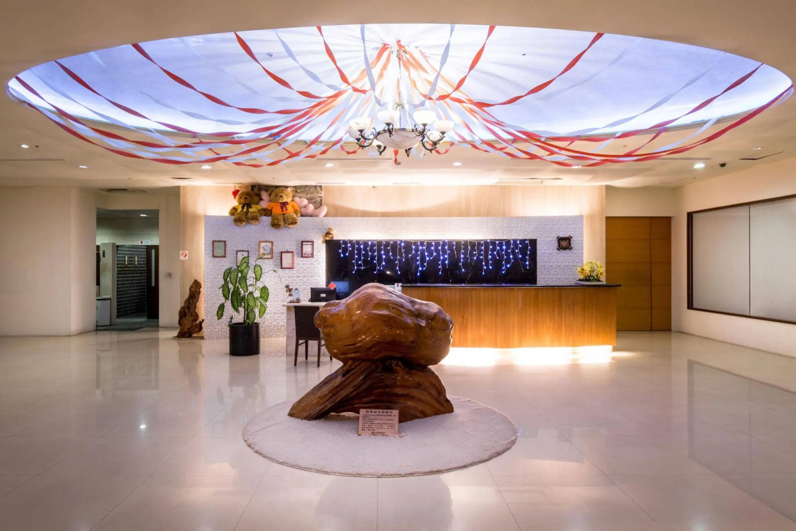 CRYSTAL RESORT - European Villa