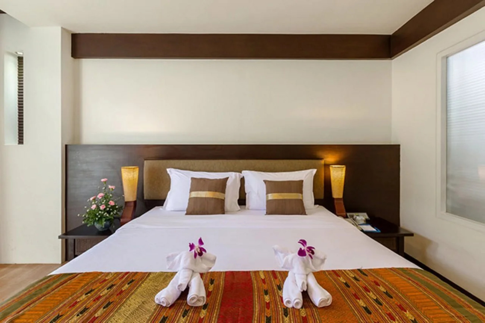 Thara Patong Beach Resort & Spa