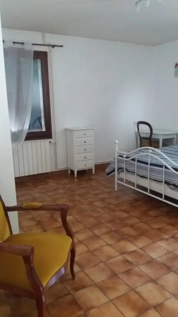 Apartment With one Bedroom in Sisteron, With Enclosed Garden and Wifi