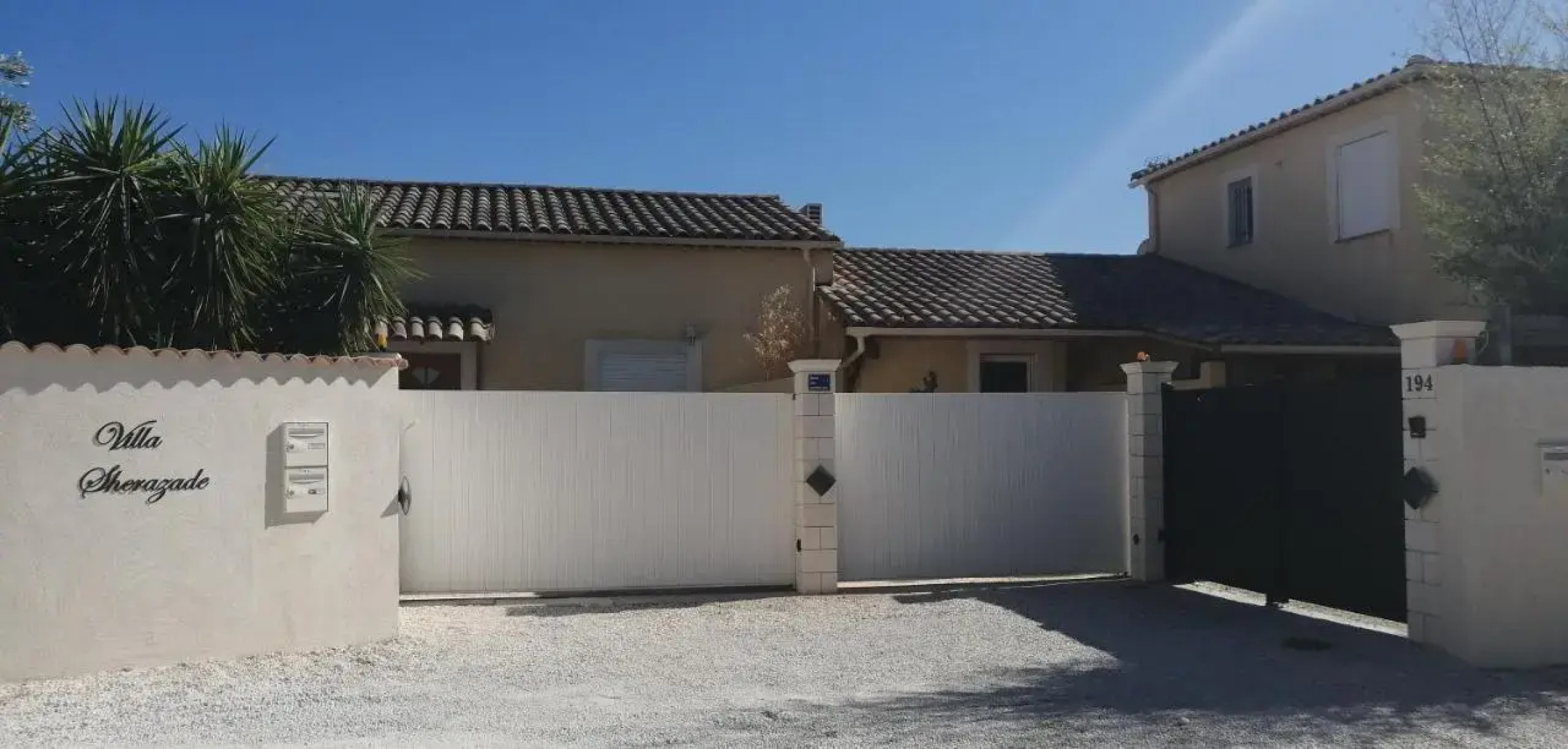 Maison neuve avec jardin au calme