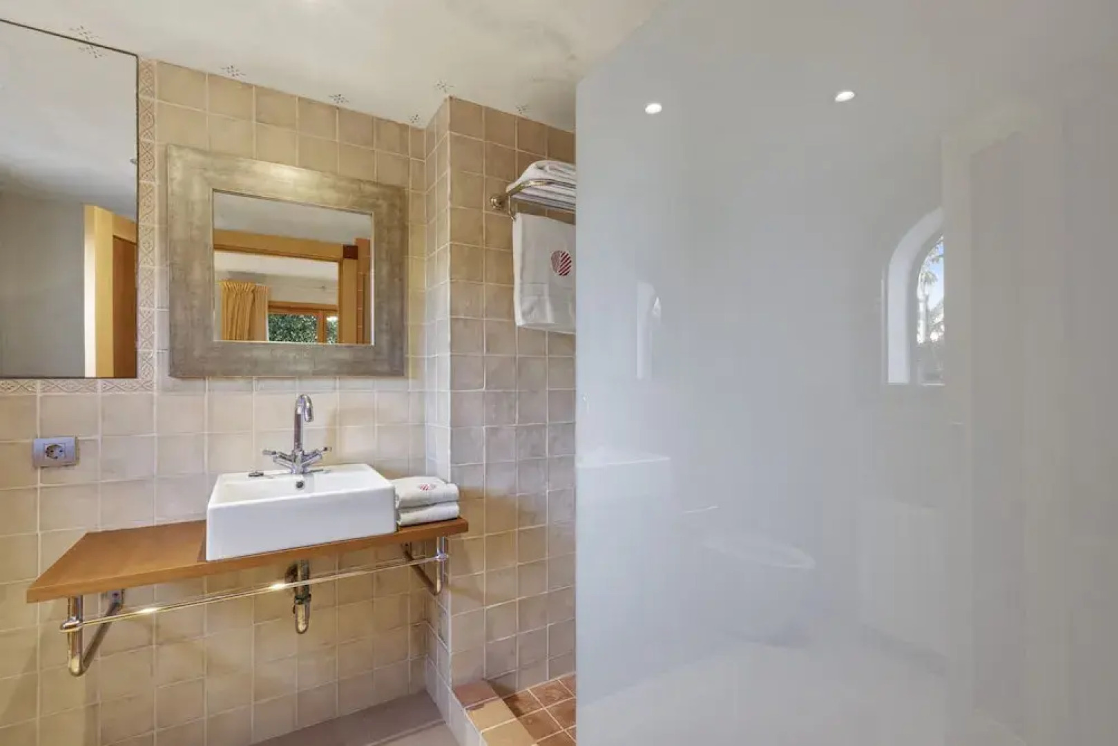 Luxury Villa Luna Suites frente al mar