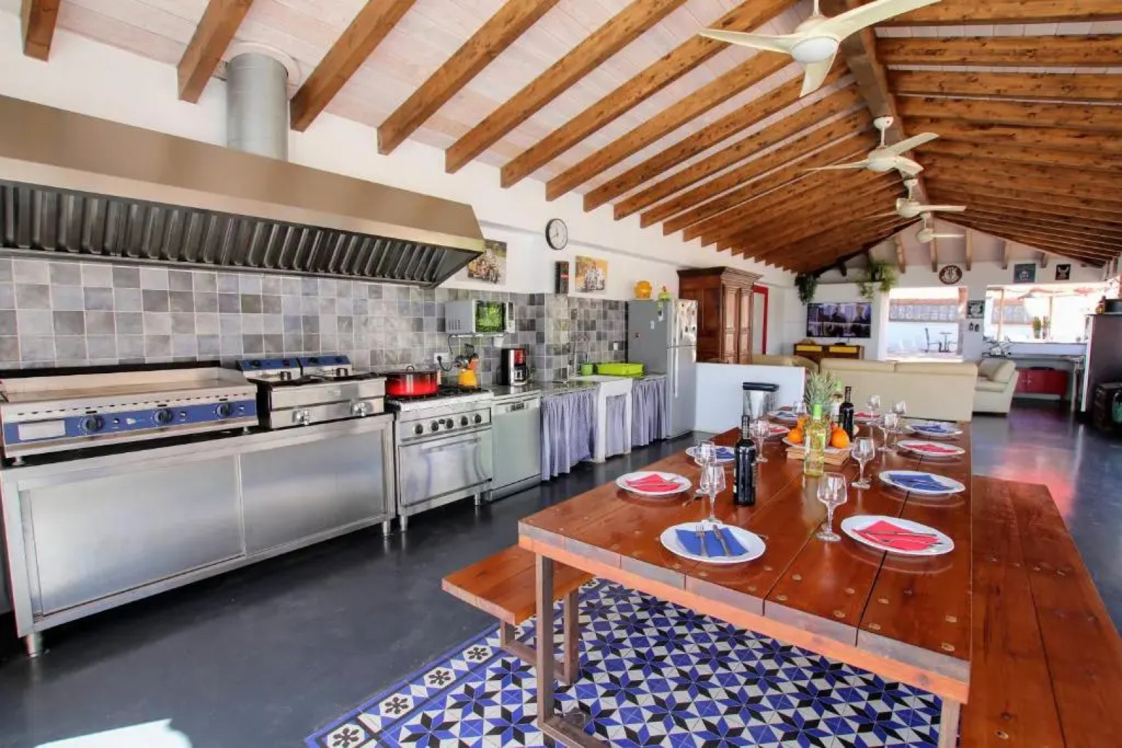 TESS Villa El Mirador