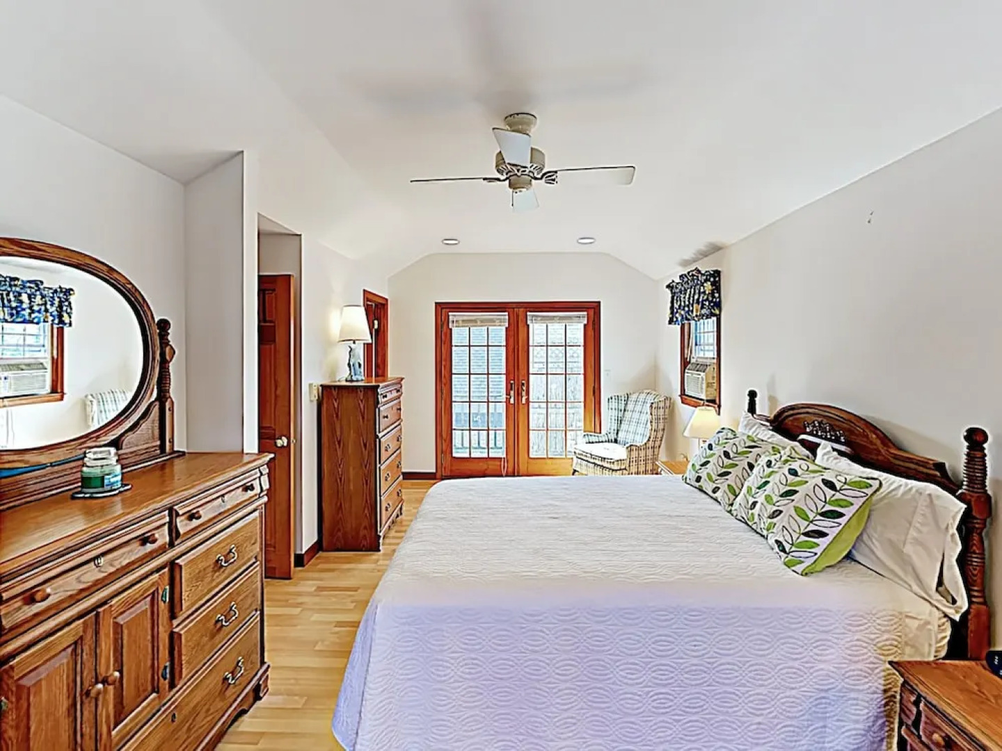 55 West Dennis - 3 Br Home