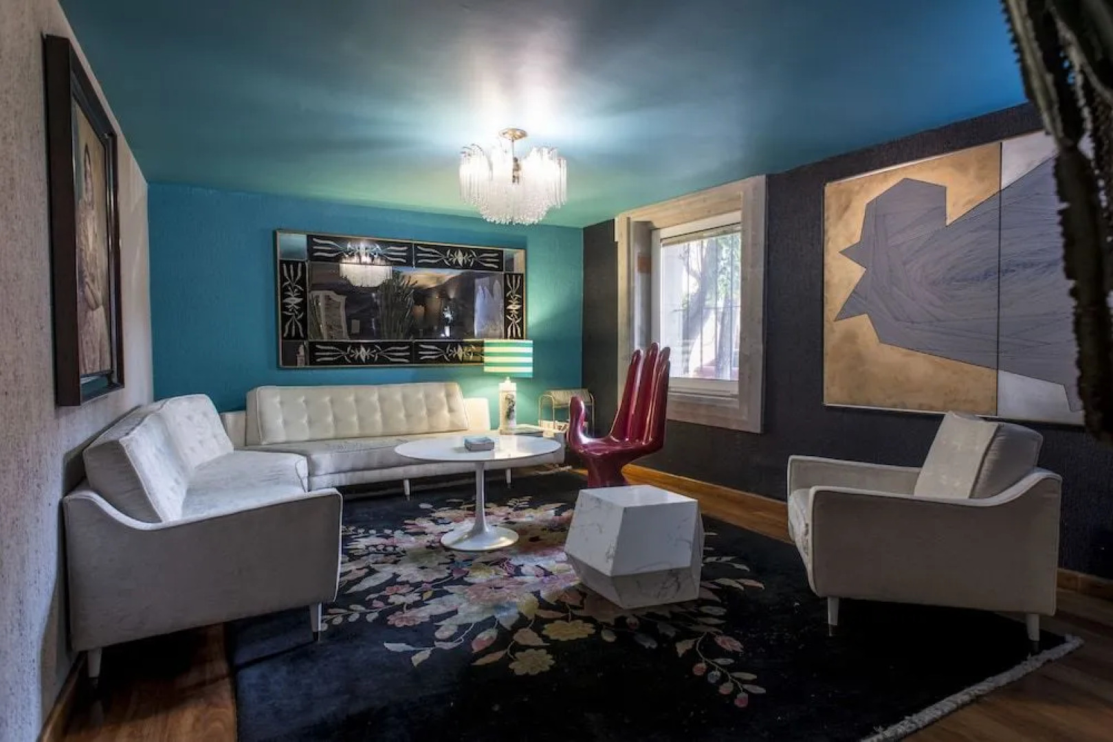 Pug Seal B&B Coyoacan