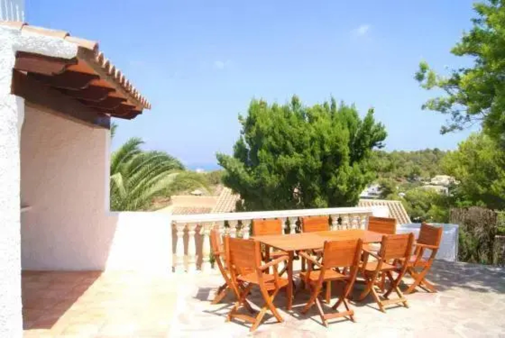 Villa with pool, mountain views, in Javea