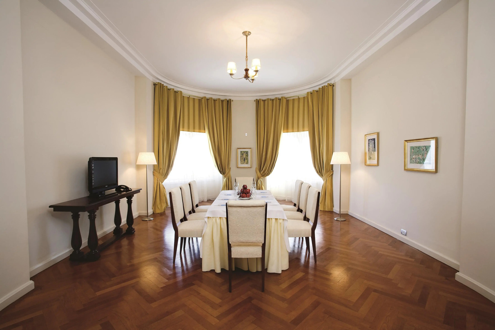 NH Gran Hotel Provincial