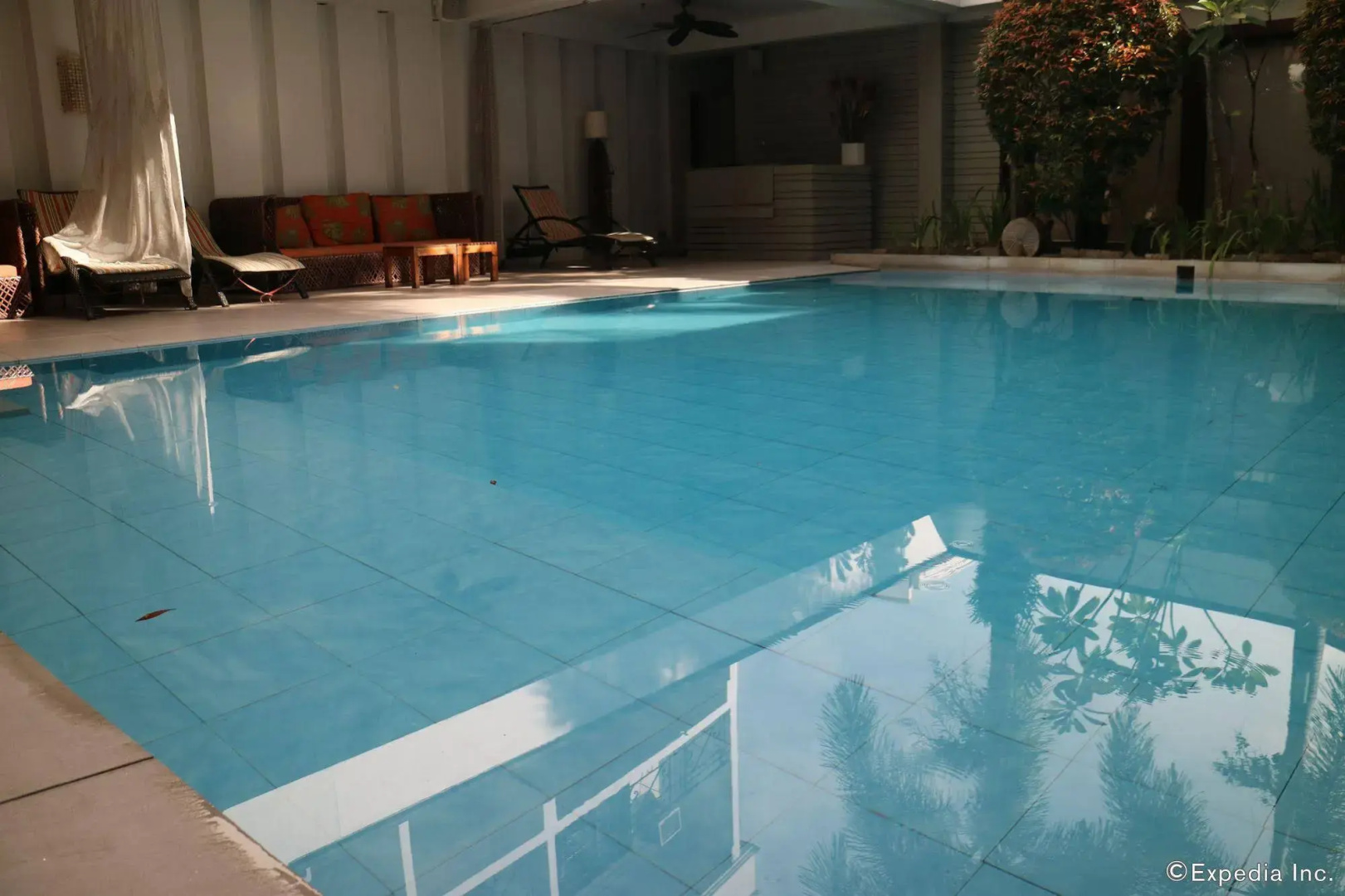 Sugarland Hotel
