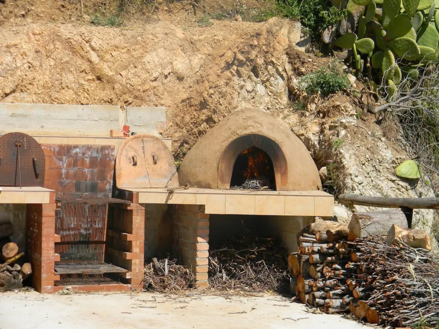 House With 3 Bedrooms in Coccorino, With Wonderful sea View, Enclosed