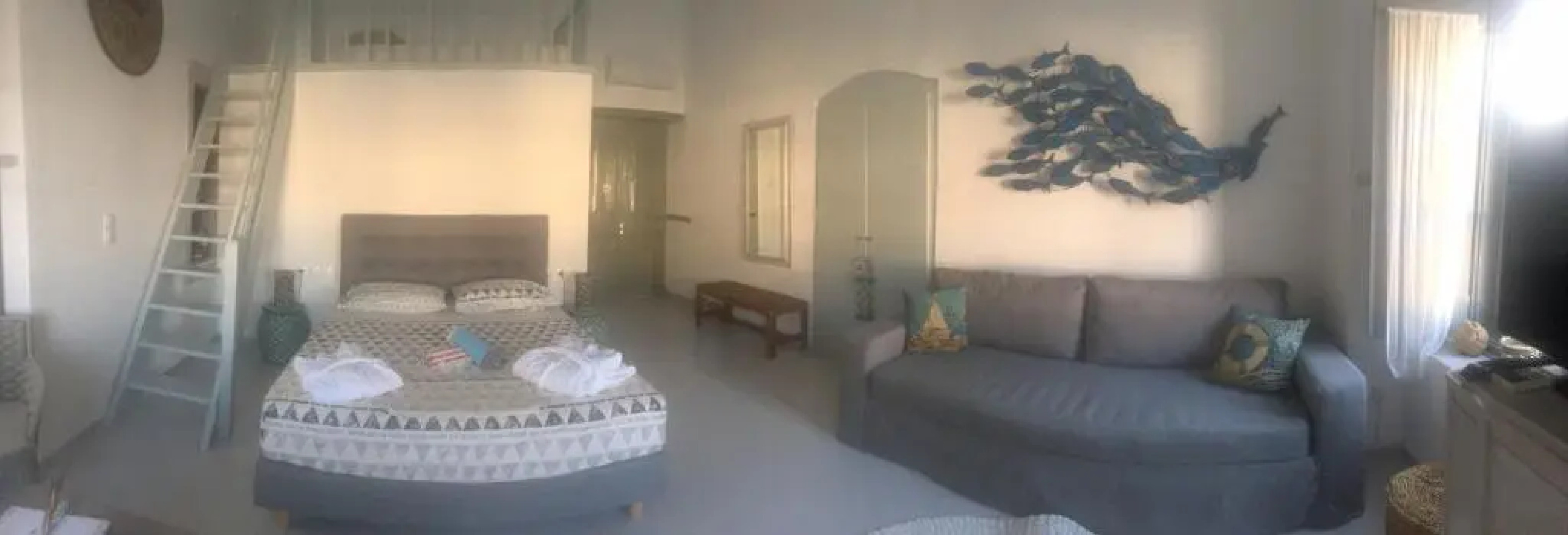 On The Port Mansion studio